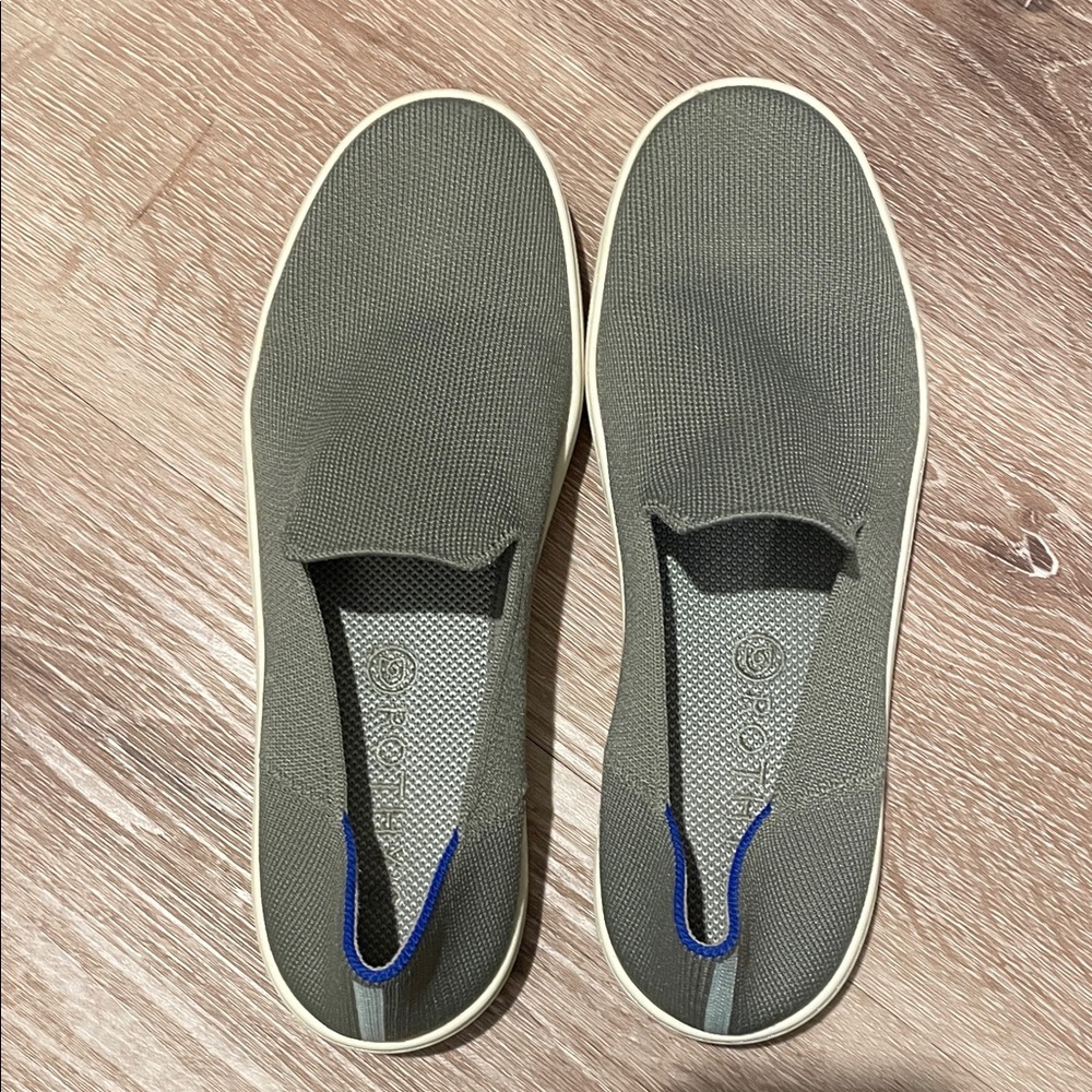 Rothy’s Sneaker in Thyme, Green